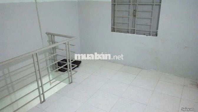 Phòng trọ gác suốt lối đi riêng