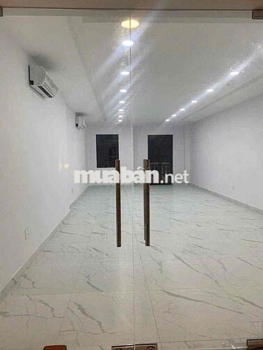 CHO THUÊ VĂN PHÒNG NGUYÊN SÀN SUỐT 100m2