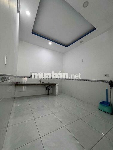 NHÀ LẦU MỚI 2 PHÒNG NGỦ  . DT: 4M*10M . GIÁ BÁN: 580TR