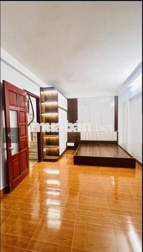 Bán nhà 467 Lĩnh Nam 5 tầng 32m2 mặt tiền 5m giá 6.86 tỷ