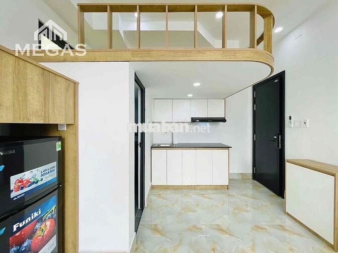 SIÊU PHẨM BAN CÔNG FULL NỘI THẤT - MỚI 100% - CÓ MÁY GIẶT NGAY 4 XÃ🎉