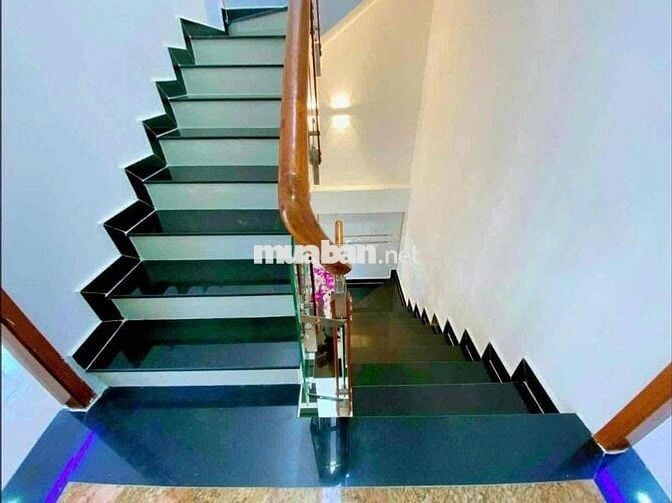 🇻🇳🇻🇳🇻🇳NHÀ NGUYÊN CĂN 4PN CÓ NỘI THẤT NHÀ BÈ