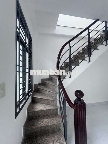 Bán nhà hẻm xe hơi gần Aeon Tân Phú