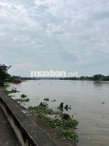 Bán lô đất cực đẹp giá cực rẻ đường ô tô thông ngay trung tâm Lái Thie