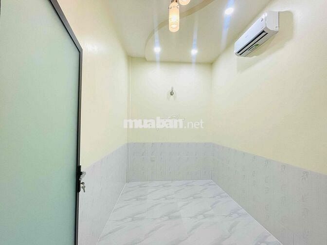 ✔️ Cho Thuê Nhà Mới 2 Phòng Ngủ Có 2 Máy Lạnh. Có Chỗ Đậu Ô Tô