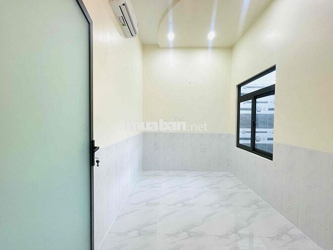 ✔️ Cho Thuê Nhà Mới 2 Phòng Ngủ Có 2 Máy Lạnh. Có Chỗ Đậu Ô Tô