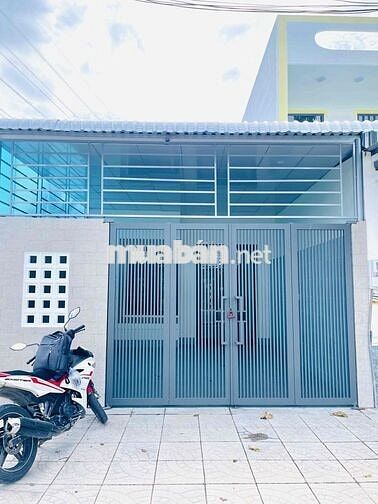 ✔️ Cho Thuê Nhà Mới 2 Phòng Ngủ Có 2 Máy Lạnh. Có Chỗ Đậu Ô Tô