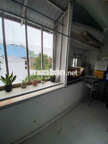 1 ngủ 1 gác xép có ban công - 450 Nguyễn Thị Minh Khai