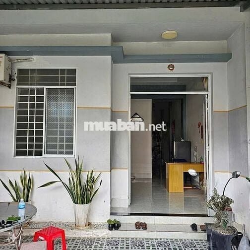 Căn nhà SHR mặt tiền đường 5m gần chợ Thới Tứ 95m2 860 triệu