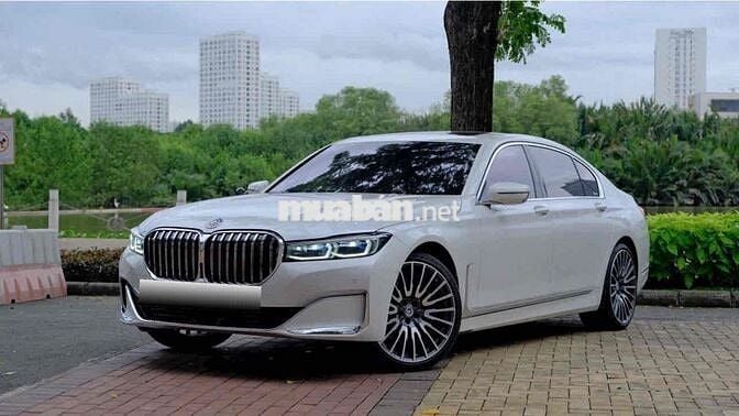 BMW 740i PE 2020 Trắng 20.000 km