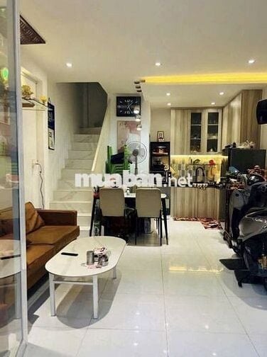 Cần Bán Gấp Nhà Mặt Tiền Quốc Lộ 1A - Bên Lức 4x16m - 1Tỷ500