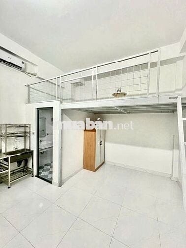 phòng gác siêu rộng ngay tô ngọc vân trống sẵn