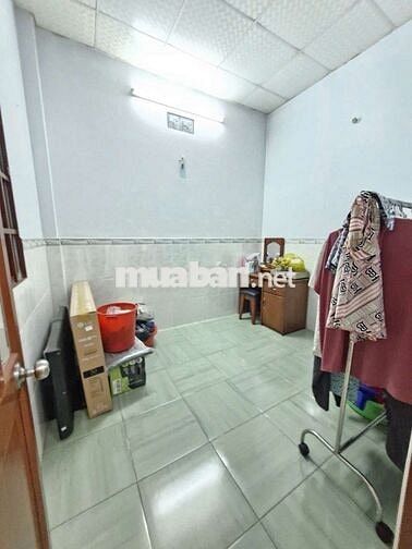 Nhà sẵn nội thất hoặc giao trống 2pn2wc,ôtô vô nhà gần trường ng huệ