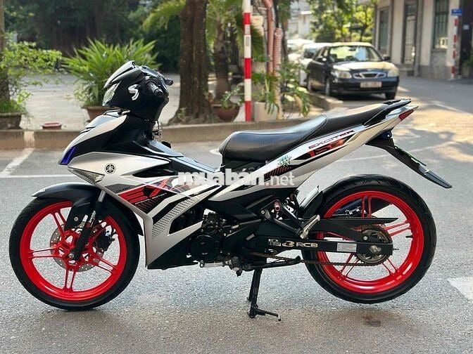 Yamaha Exciter 150 Bạc Đen Đỏ đk 2021 mới 99%