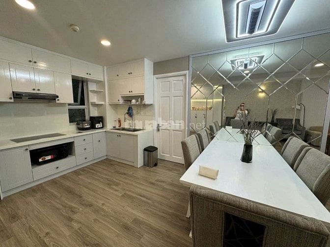 Chính chủ bán The Useful Apartment, 2,3 tỷ, 60 m2, nhà mới tinh, Tân 