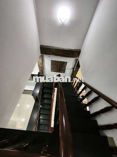 BÁN NHÀ CHÍNH CHỦ – GẦN 60m² – FULL NỘI THẤT – HẺM Ô TÔ 
- Giá 4.7 tỷ