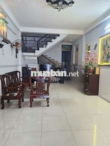 Nhà sẵn nội thất hoặc giao trống 2pn2wc,ôtô vô nhà gần trường ng huệ