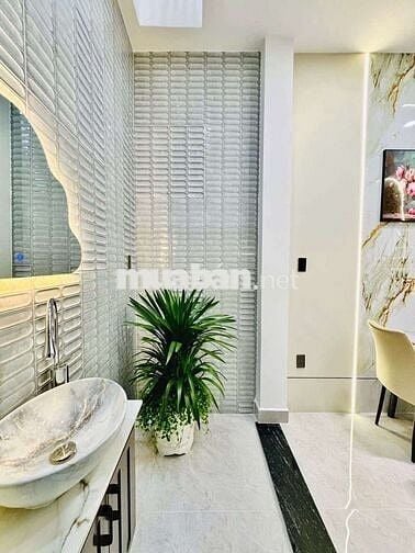 EM CẦN BÁN NHÀ 1 TRỆT 1LẦU PHAN HUY ÍCH TÂN BÌNH