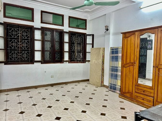 Cho hộ gia đình thuê nhà riêng