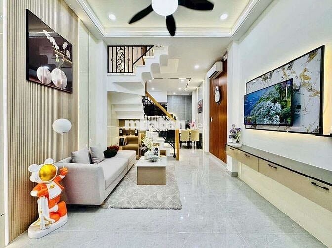 EM CẦN BÁN NHÀ 1 TRỆT 1LẦU PHAN HUY ÍCH TÂN BÌNH