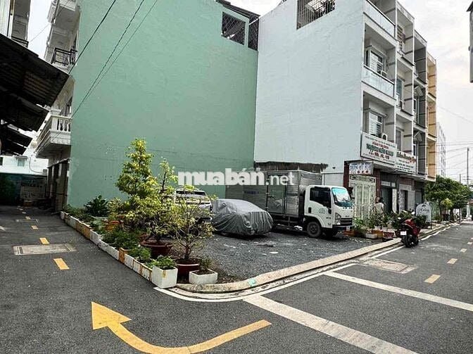 Bán nền 4x11m đã ép cộc 3 tấm rưỡi, HXH