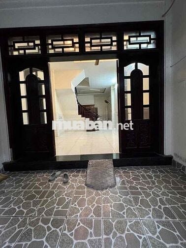 Bán Nhà 1/ Nguyễn Văn Khối P11. 4x13. trệt 3 lầu. sân thượng. chỉ 6.89