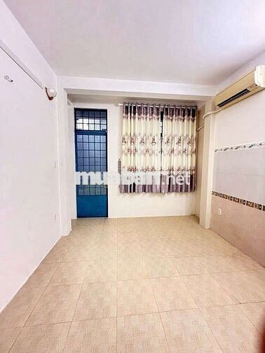 Nhà 5 PN Hoàng Văn Thụ giá chỉ 13tr