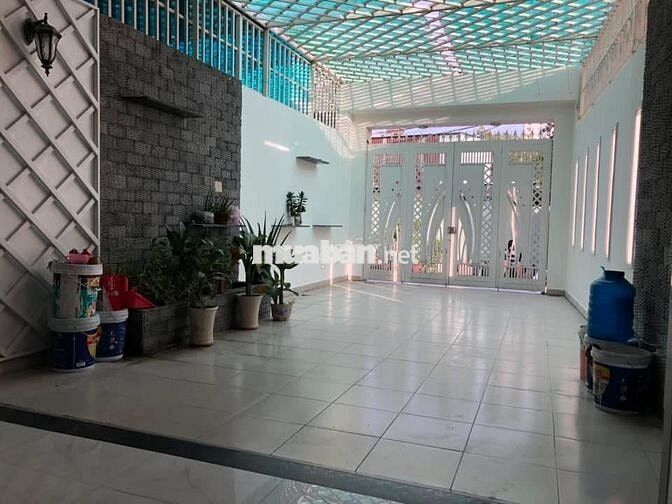 Chính chủ cho thuê phòng sát TTTM Gigamall, full nội thất