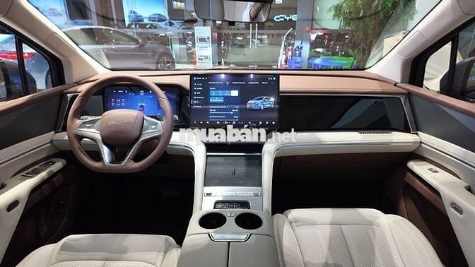 ✅ BYD M9 Hybrid - Ưu đãi hấp dẫn trong tháng