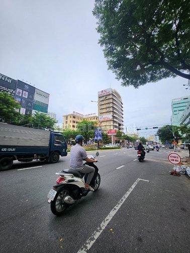 🔥 BÁN GẤP NHÀ 4 TẦNG NGAY LÕI TRUNG TÂM THÀNH PHỐ – NGUYỄN VĂN LINH 
