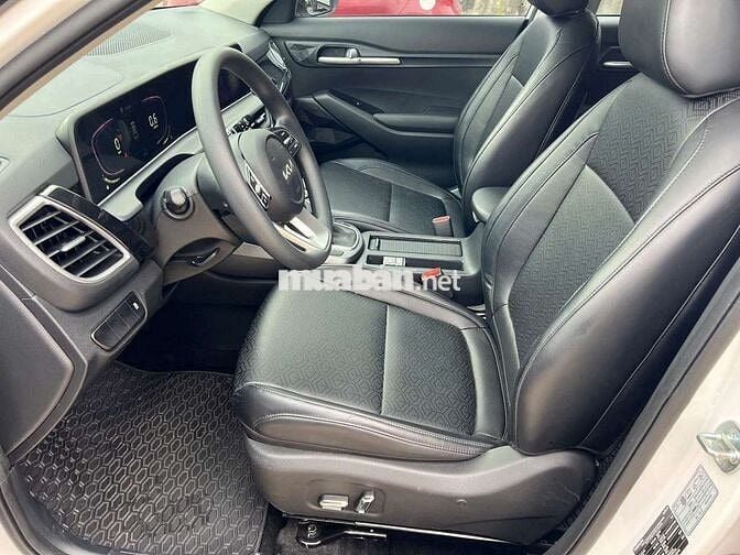 Kia Seltos 2025 1.5 Duluxe 9000 km