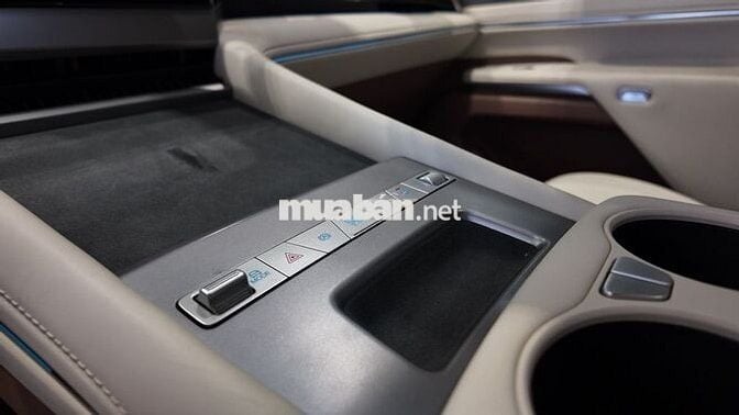 ✅ BYD M9 Hybrid - Ưu đãi hấp dẫn trong tháng