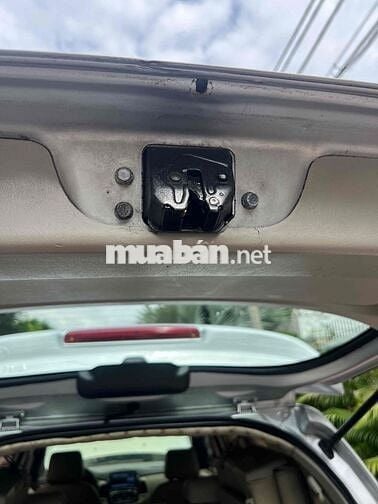 Toyota Innova 2010 G