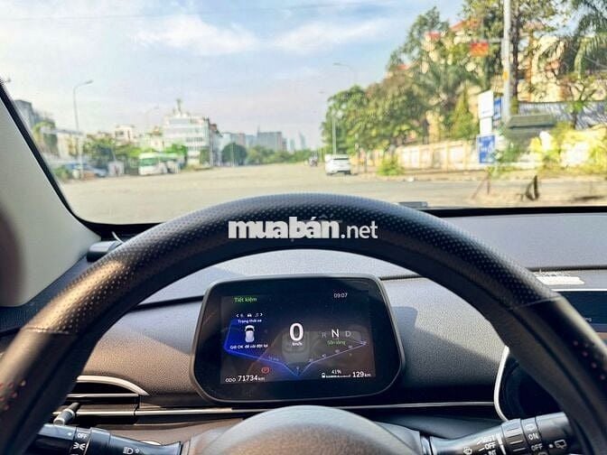 VinFast VF5 Plus 2024 - Màu đỏ - 7v1km - Mua pin