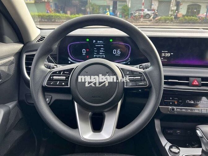 Kia Seltos 2025 1.5 Duluxe 9000 km