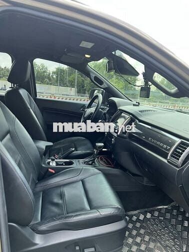Ford Everest 2019 Titanium 2 cầu 113.000 km