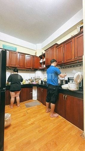 Chung cư Bàu Cát, Ni Sư Huỳnh Liên, TB: 74m2, 2p ngủ, full NT, 8,5tr