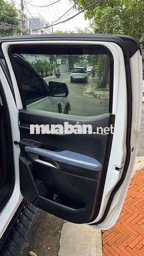 Ford Ranger XLT 2022 2 cầu 4x4 60000 km