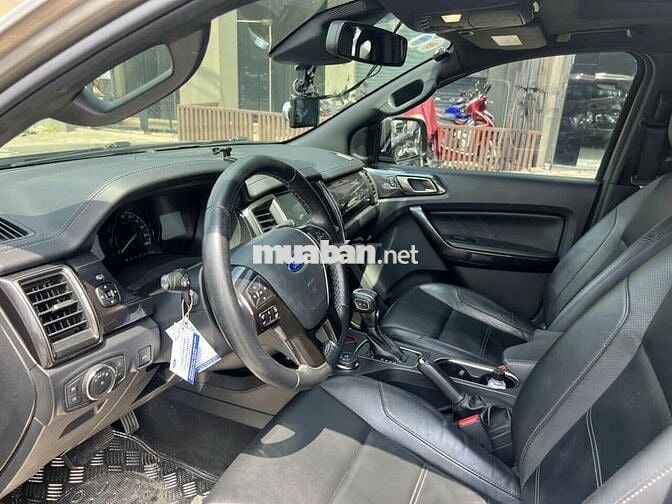 Ford Everest 2019 Titanium 2 cầu 113.000 km