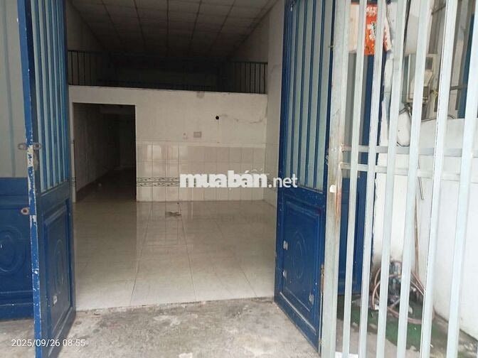 Nhà kp 1A - gần chợ nhỏ-  phòng (khách, ngủ, bếp,  sân)Diện tích 60 m2