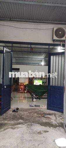 Nhà kp 1A - gần chợ nhỏ-  phòng (khách, ngủ, bếp,  sân)Diện tích 60 m2