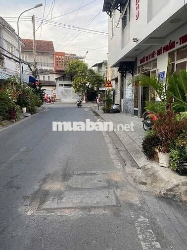 BÁN NHÀ TRỆT - LẦU ĐÚC - 2 MẶT TIỀN - THÔNG THOÁNG