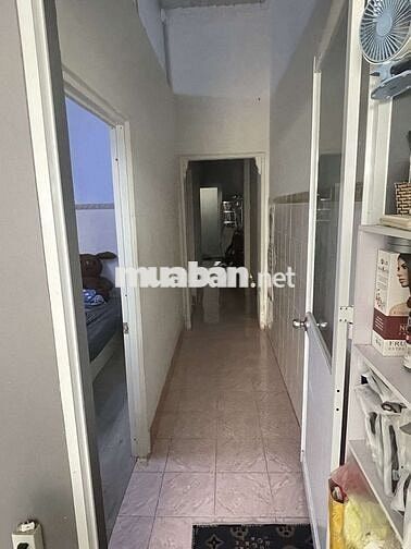 Cho thuê nhà C4  khu trung tâm