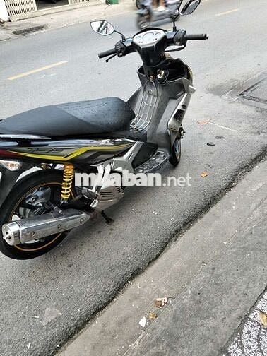 Yamaha Novo LX bstp Đen Bạc Vàng