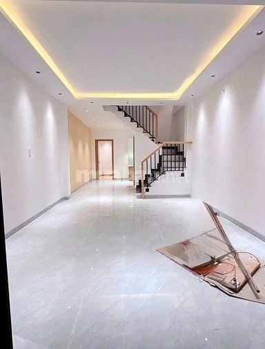 Bán nhà phong thuỷ tốt ở phố lồng đèn Lương Nhữ Học giá 1tỷ8 sổ riêng