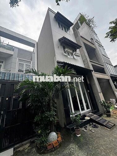 đến hẹn lại lên 1 siêu phẩm nhà q1