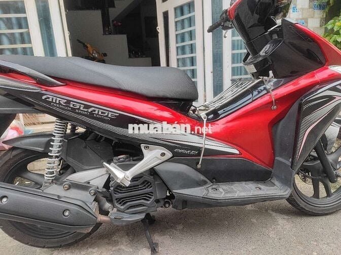 ab 2012.siêu đẹp.máy cực êm mạnh .vỏ cứng cáp.