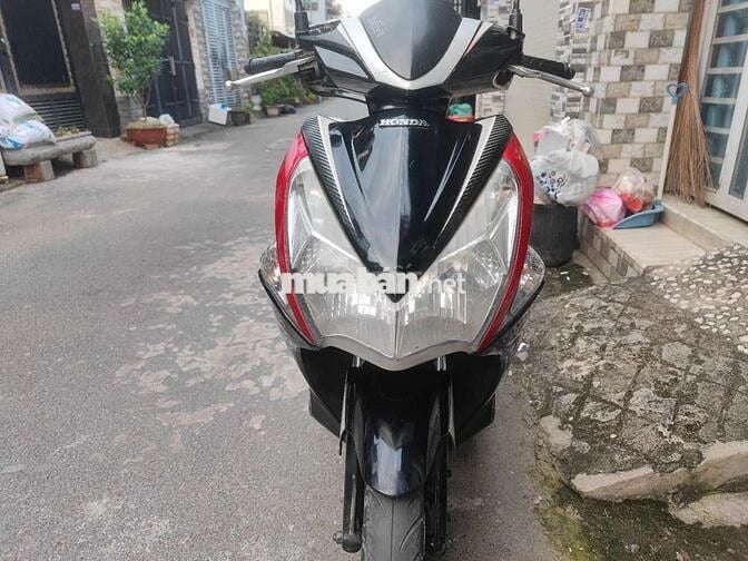 ab 2012.siêu đẹp.máy cực êm mạnh .vỏ cứng cáp.