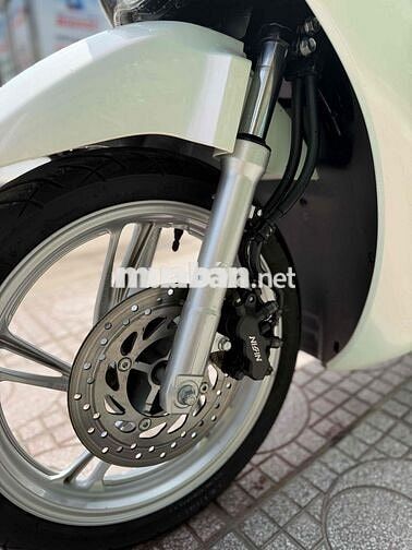 Honda SH 125 2022 Trắng ánh cam hồng
