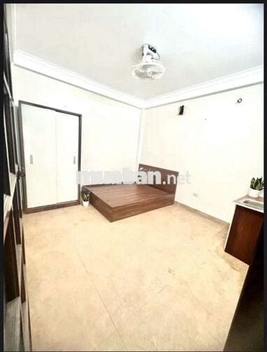 Tôi cần bán nhà mặt ngõ ô tô Trường Chinh 5tầng full nội thất